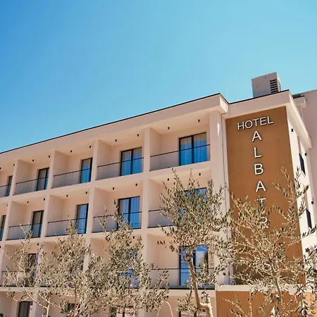 Hotel Albatros & Rrogozhine