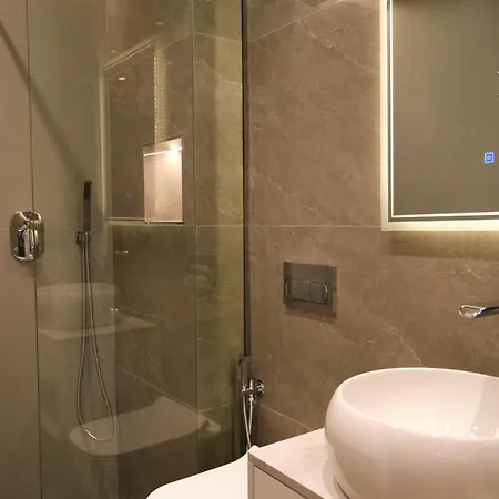 Hotell Albatros & Rrogozhine