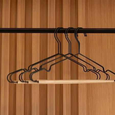 Albatros & Rrogozhine