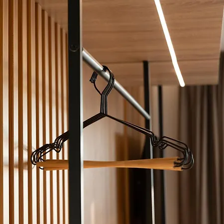 Albatros & Ξενοδοχείο