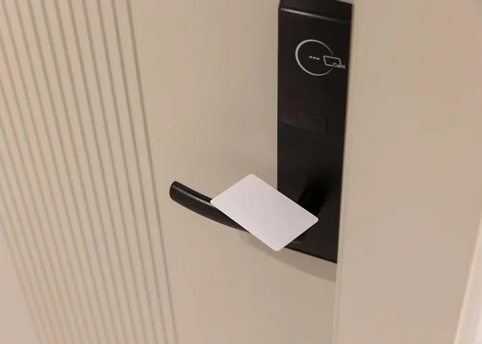 Albatros & Ξενοδοχείο