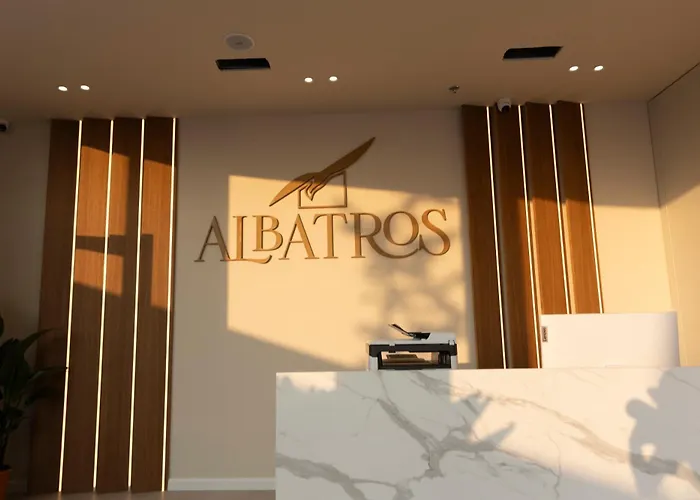 Albatros & Ξενοδοχείο 4*